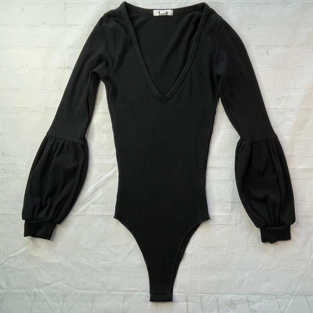 LNA Lantern Sleeve Bodysuit Womens Size XS Black Ribbed Plunge Neck Lightweight